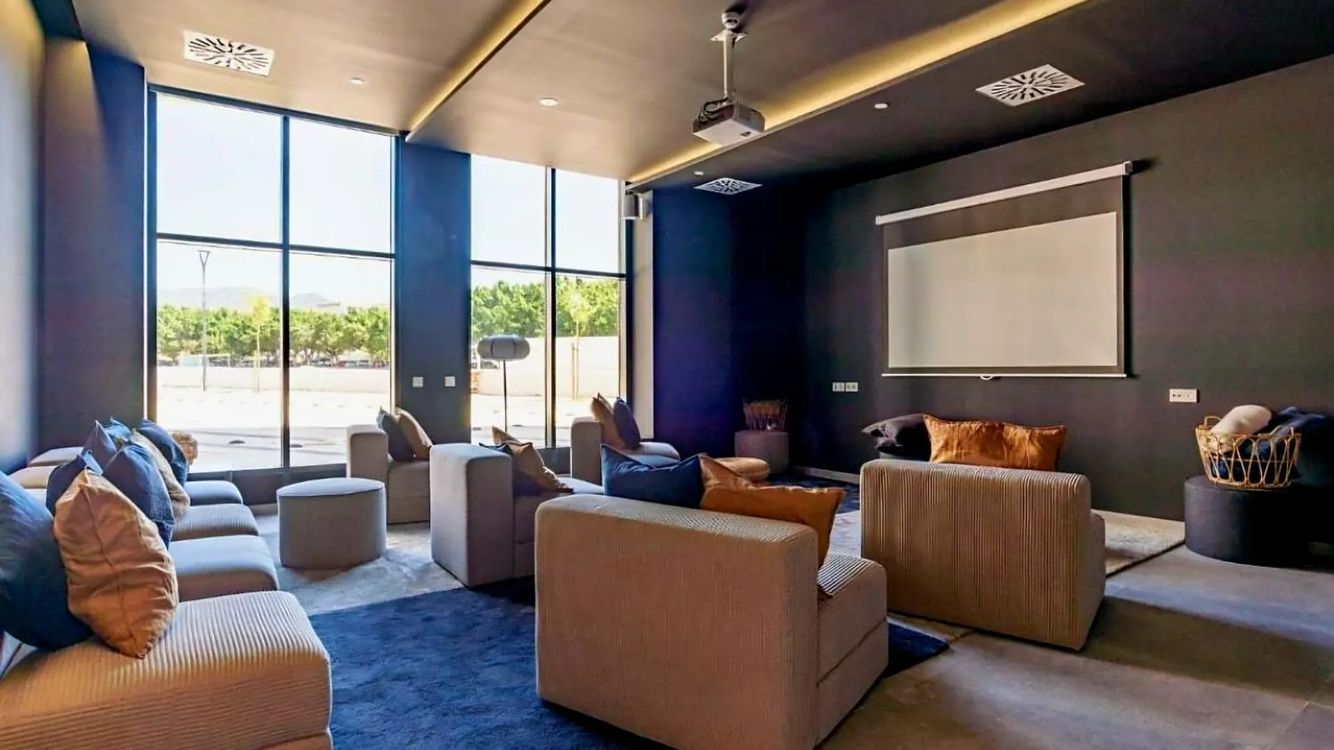 Sky Urban Torre Sur Apartment Malaga